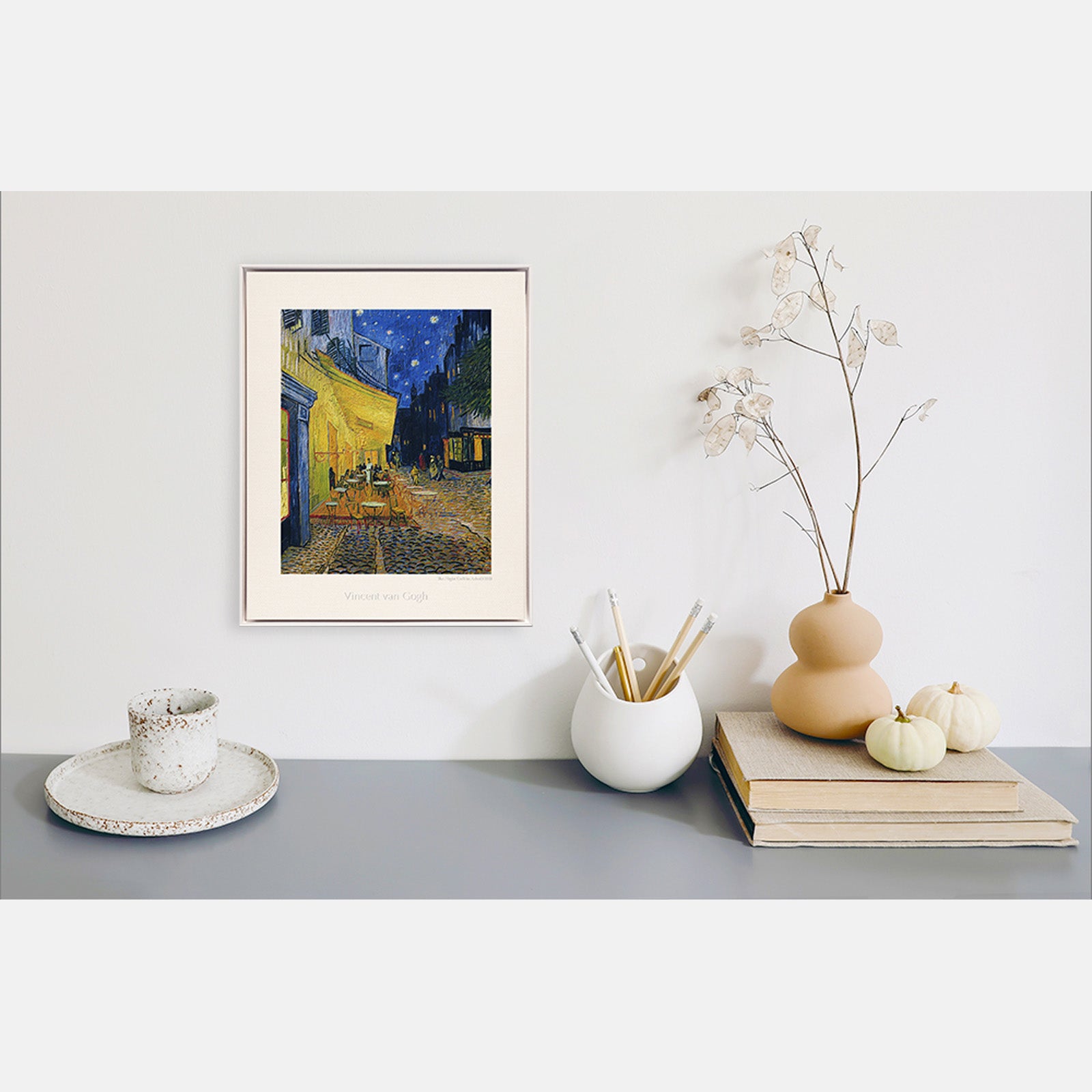 [PT] Vincent van Gogh - The Night Café in Arles (1888)